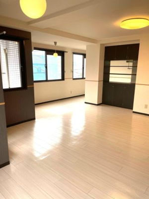 【居間・リビング】 | パルコート松山・