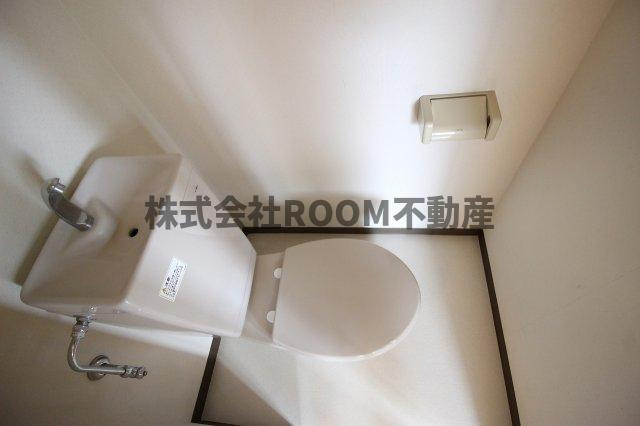 センチュリー21金田　G棟のトイレ|落ち着いた色調のトイレです