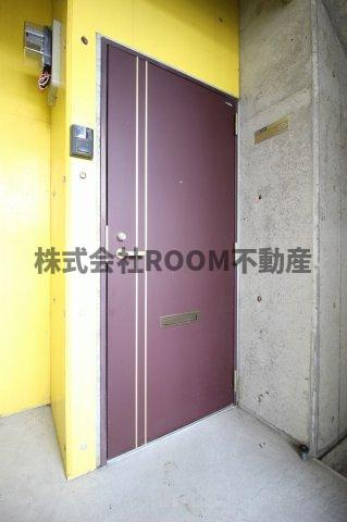 センチュリー21金田　G棟の玄関|収納もある玄関です