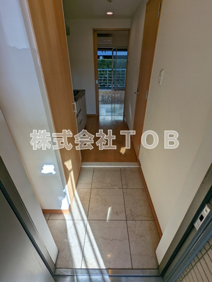 【玄関】 | メゾン21 | ※別号室同間取り参考写真