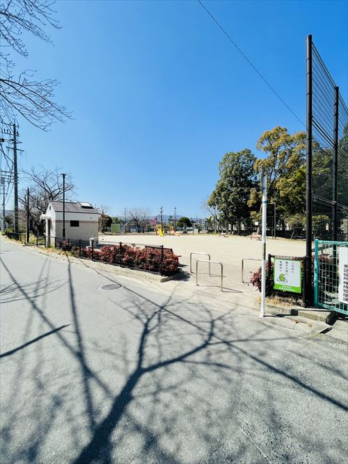 アルフィーネ平尾山荘公園の周辺