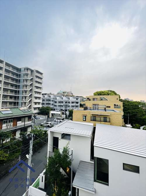 アルフィーネ平尾山荘公園の展望