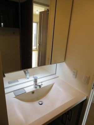【独立洗面台】 | アークレジデンス梅田北