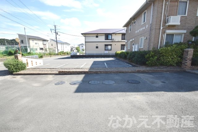 【駐車場】 | 駐車場に車を止められます