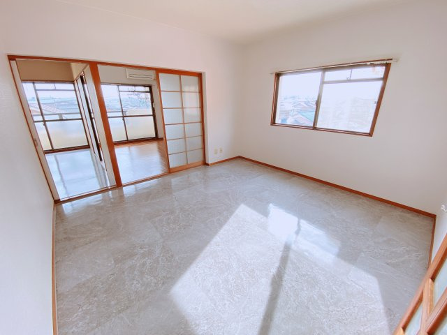 サンシャイン藤の内装