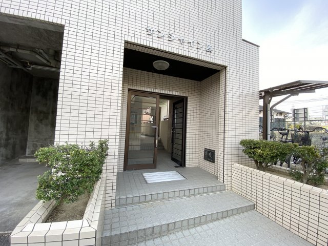 サンシャイン藤のエントランス