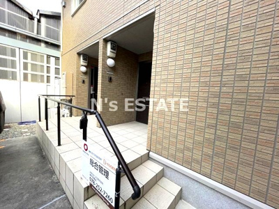 【エントランス】 | エクレールB棟