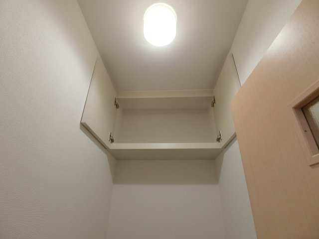 パストラルＫＡ棟の収納