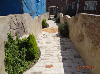 【その他】 | 初公開　さいたま市緑区三室　外壁総レンガ張りの二世帯戸建て | 現地内通路