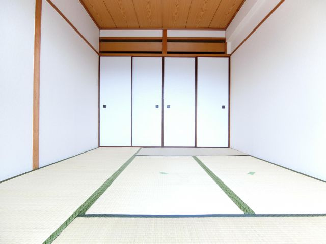 プレアール喜多の和室