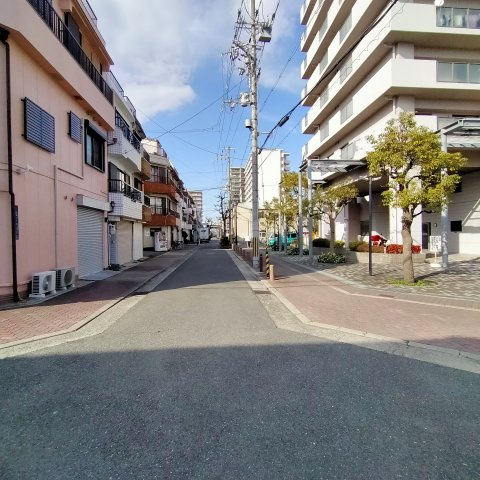 ファミール関目高殿の周辺|学校やスーパーが近く、生活に便利な環境です。