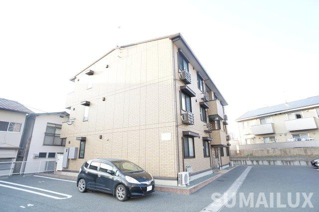熊本市東区戸島西４丁目のアパートの駐車場