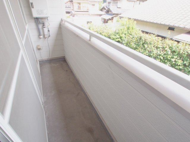 セゾンユウワのバルコニー