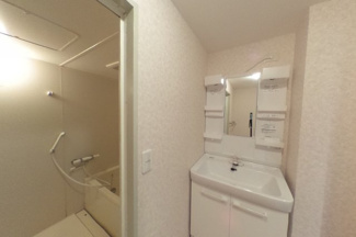 【洗面所】