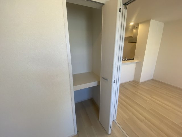 オアシス　八本松　Aの駐車場