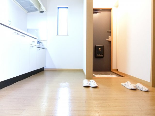 ハイツエンデバーⅡの居間・リビング|同物件別部屋