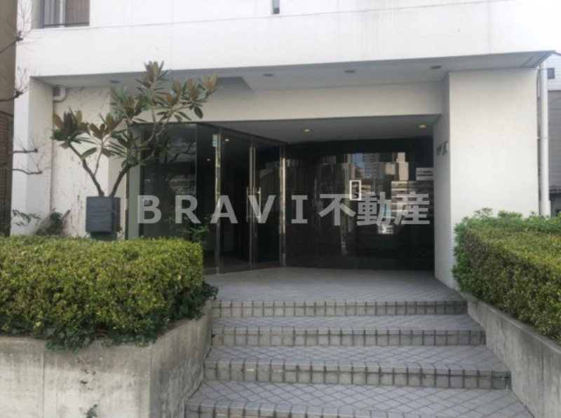 LOFTY上町 BRAVI不動産のエントランス|【LOFTY上町】