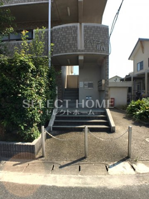 【エントランス】 | ディアコート井内 | 建物の内部です