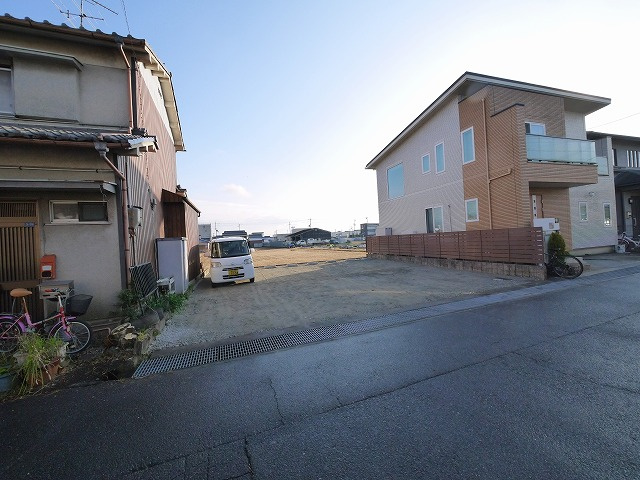 三条大路駐車場の外観