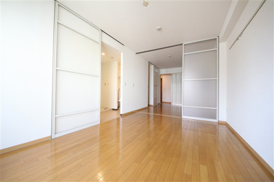 【居間・リビング】 | レユニール優