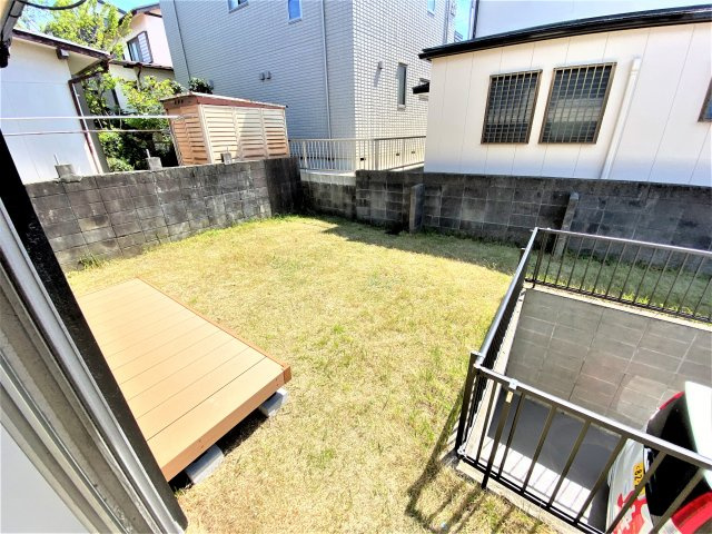 知多市日長字穴田戸建の庭