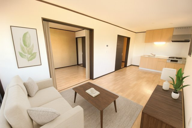 シャルム青山の居間・リビング