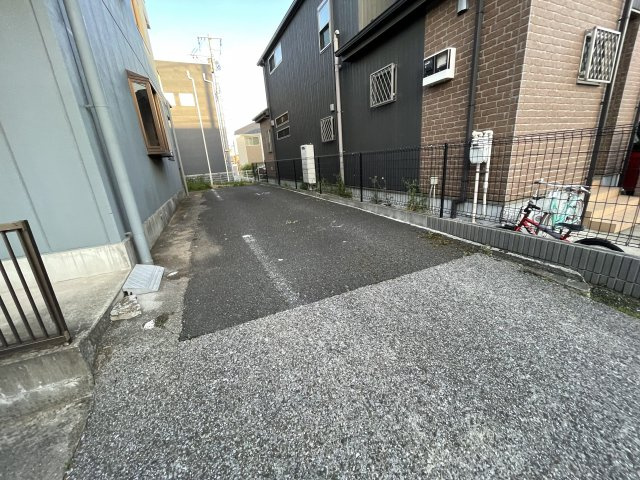 アスパシア三山の駐車場