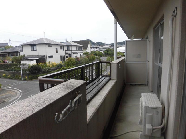 【バルコニー】 | コモド花山手