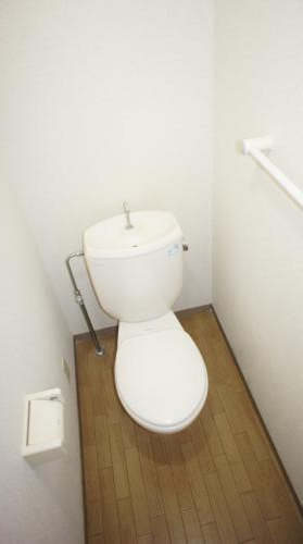 【トイレ】 | ヴィラージュコート壱番館 | 落ち着いた色調のトイレです
