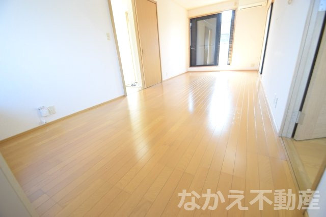 【居間・リビング】 | ゆったり過ごせる居間です