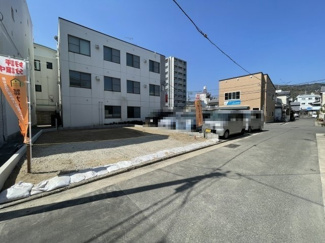 【前面道路含む現地写真】