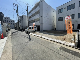 【前面道路含む現地写真】