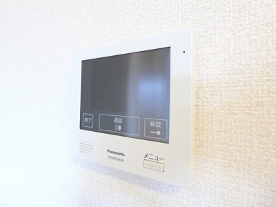 【セキュリティ】 | デスモスペース | 防犯対策に有効なカメラ付きインターホン！突然の来客にもバッチリ対応できちゃいます☆