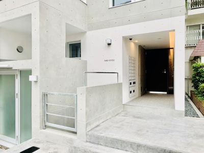 【エントランス】 | FARE代々木