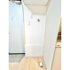 洗濯機置き場です☆
