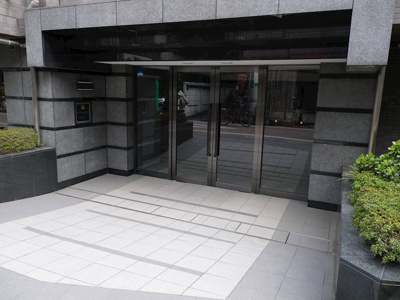 【エントランス】 | ルーブル笹塚弐番館