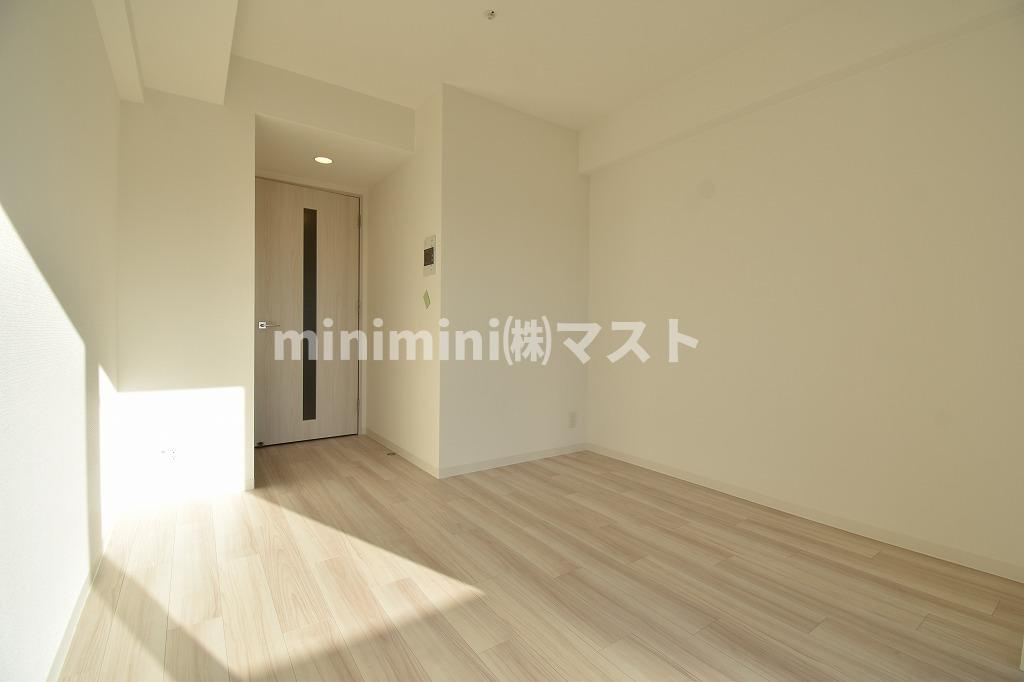 サムティ福島Rufleの居間・リビング