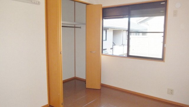 マークサウンドⅡの居間・リビング|閑静な住宅街です