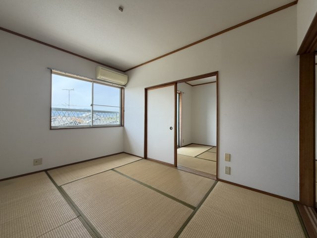 小宅コーポの和室
