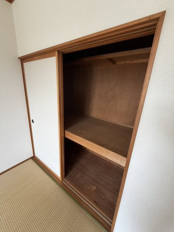 小宅コーポの収納