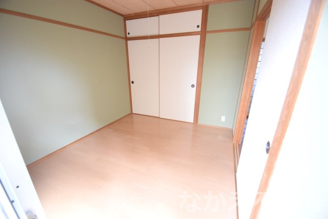 【居間・リビング】 | こちらの居間で趣味の時間をお楽しみください