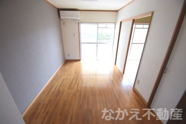 【居間・リビング】 | ゆったりとした居間です