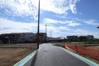 【前面道路含む現地写真】 | 茅ヶ崎市円蔵２丁目　新築