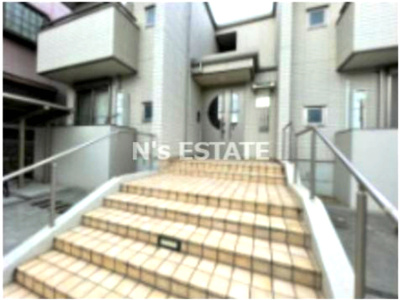 【エントランス】 | エスコート山根