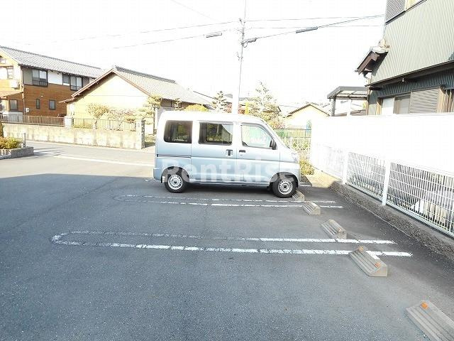 モデルノ・デーアＡの駐車場|駐車場