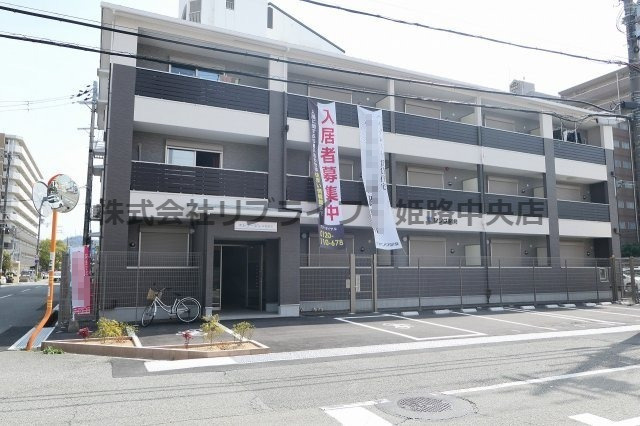 エレアージュ姫路駅南の外観