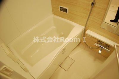 【浴室】 | アーバネックス谷町Ⅱ | コンパクトで使いやすいお風呂です