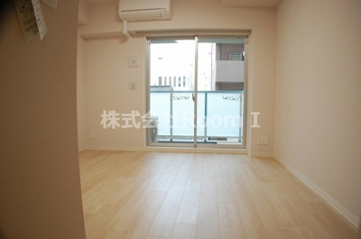 【居間・リビング】 | アーバネックス谷町Ⅱ | 使いやすいリビングです