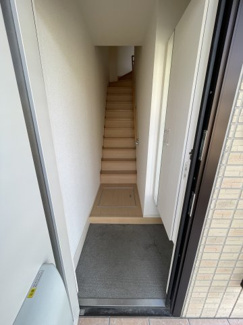 【玄関】 | メゾン・フルール B