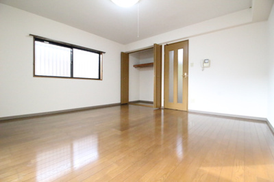 【寝室】 | カーサ大藪